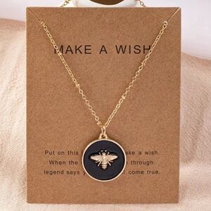Elegant Designer Luxury Necklace - NEW